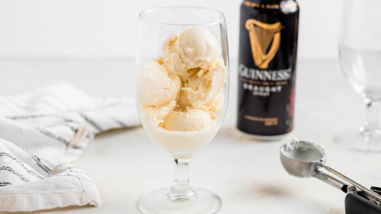 vanilla ice cream in glass