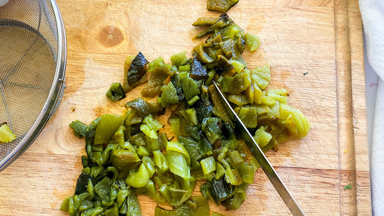 peppers on cutting board 