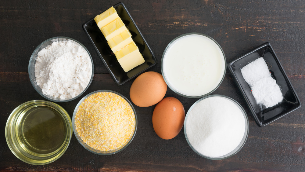 ingredients to make cornbread