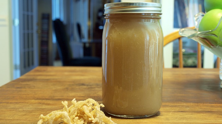 Sea moss gel in jar