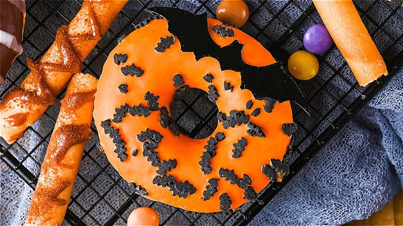 Halloween 2021 Where To Find The Best Food Freebies And Deals