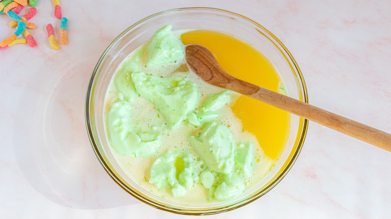 lime sherbet in bowl