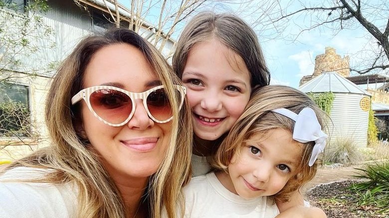 Haylie Duff taking selfie with daughters