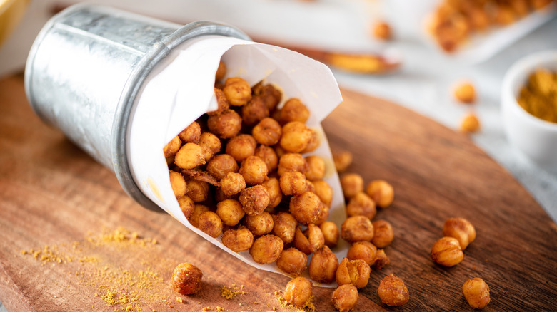 roasted chickpeas in a tin