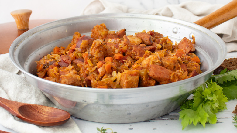 Polish stew in serving dish