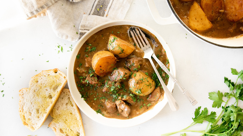 Irish stew with potatoes and a side of bread