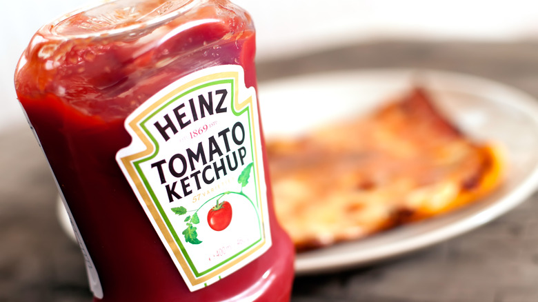 Heinz ketchup bottle