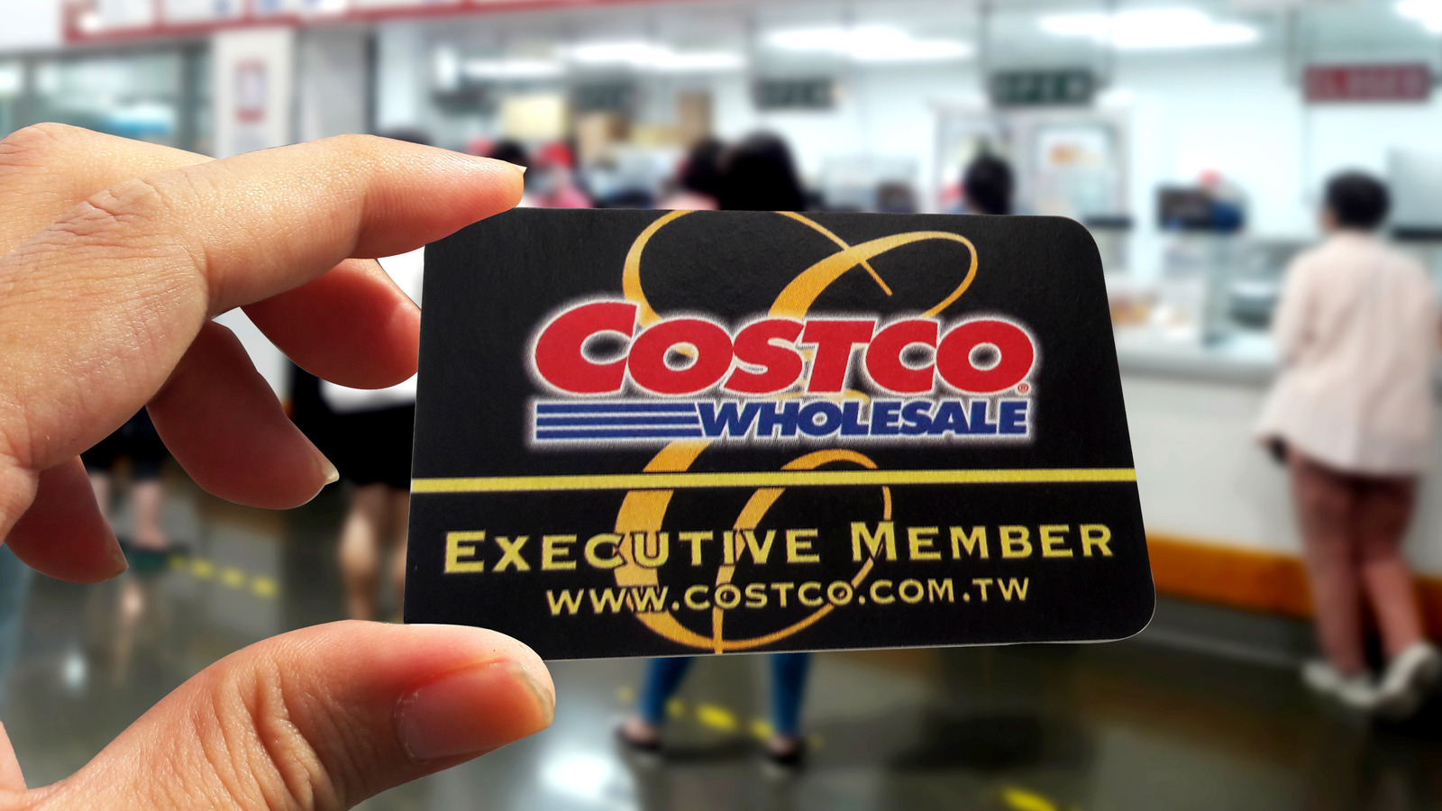 Here Are The Differences Between All Of The Costco Membership Tiers