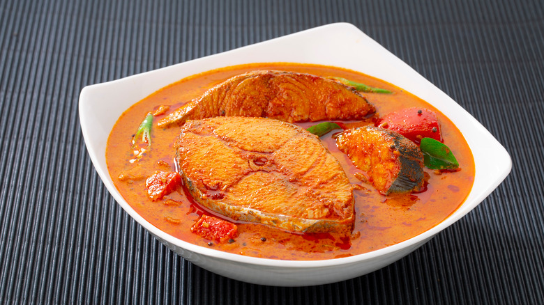 Curry sauce with fish