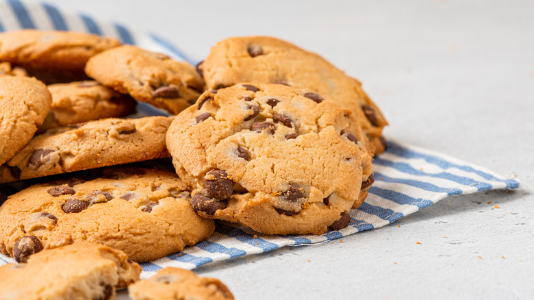 Baked chocolate chip cookies