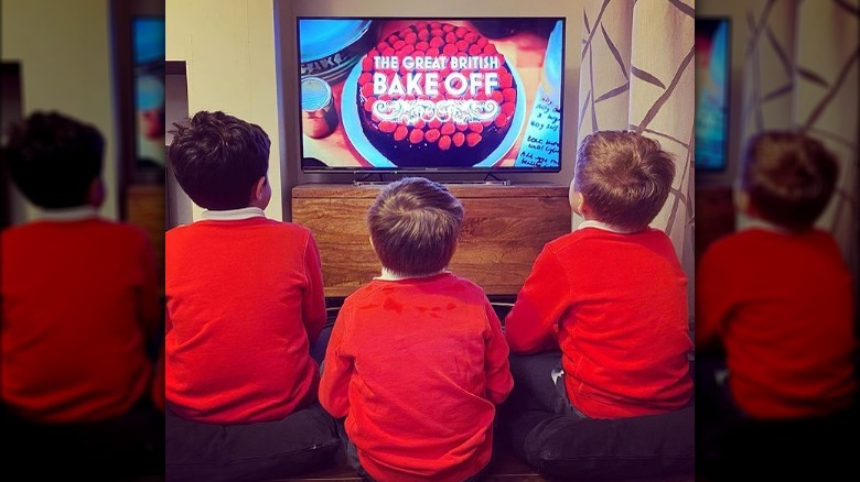 Giuseppe Dell'Anno's sons watch GBBO