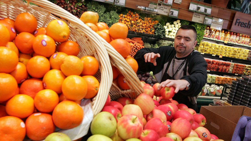 whole foods grocery store worker