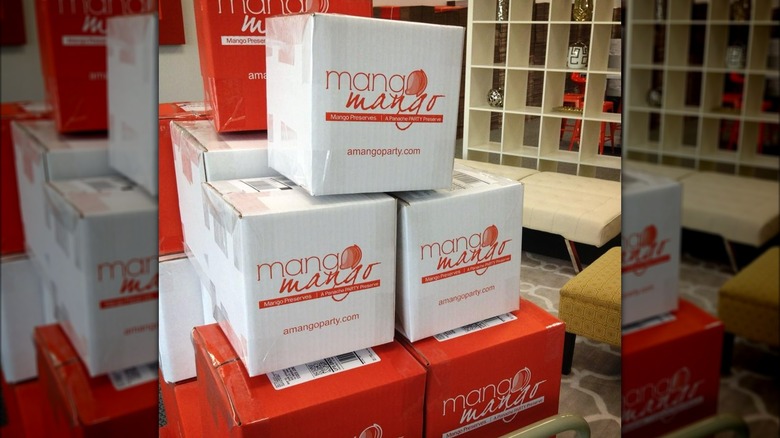 Boxes of Mango mango