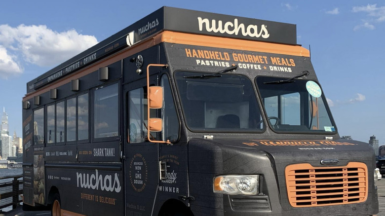 Nuchas food truck