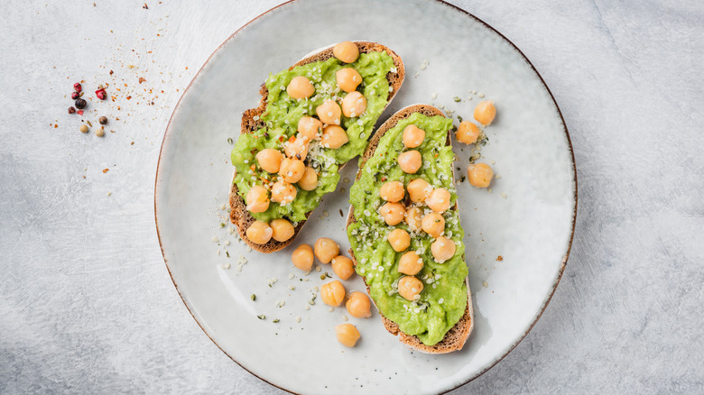 Healthy toast with avocados and chickpeas