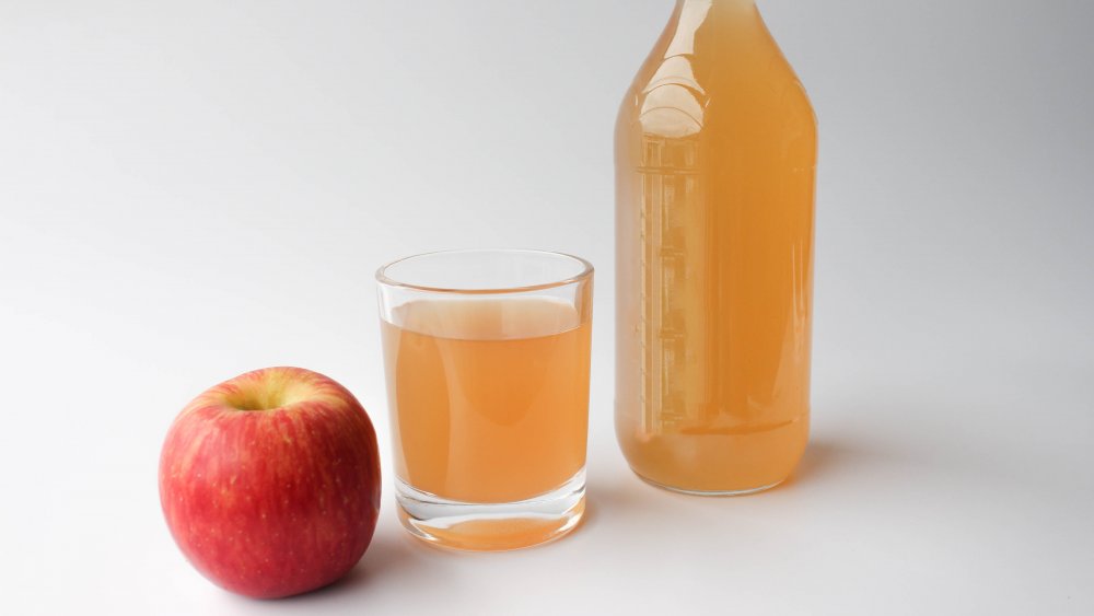 apple cider vinegar, vinegar, apple