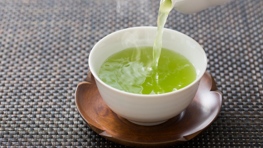 Green tea in a cup 