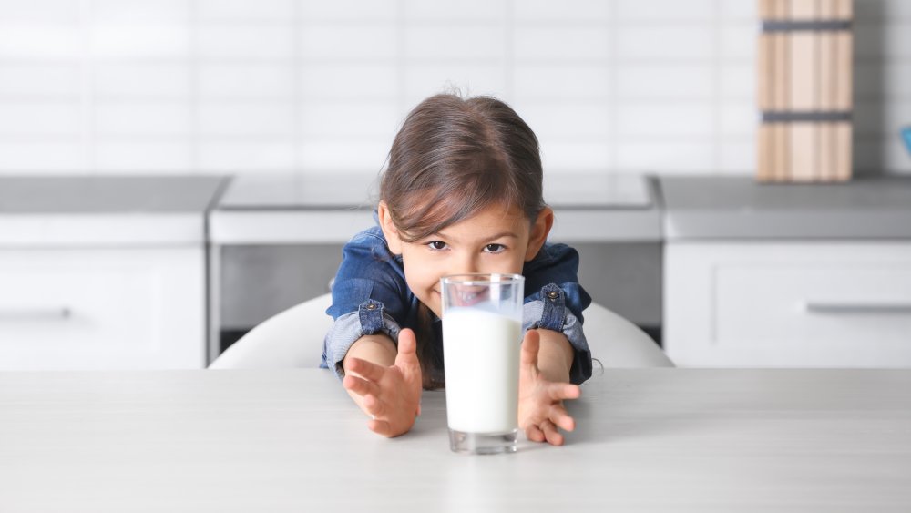50 Unbelievable Benefits Of Drinking Milk Everyday 2023 Guide