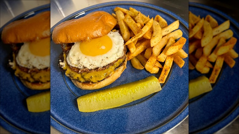 Breakfast burger with fries