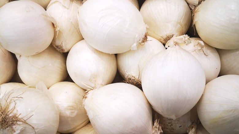 Bulk white onions