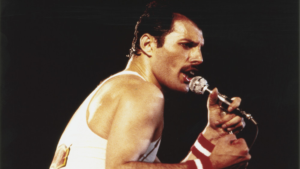 Freddie Mercury singing