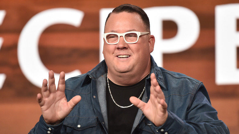 Graham Elliot talking