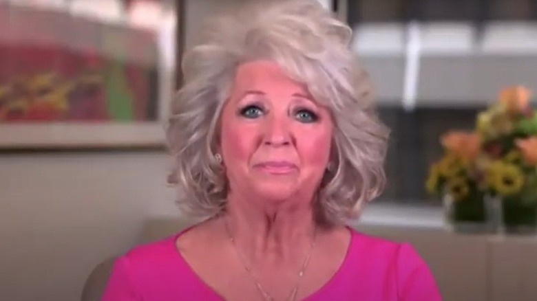 Paula Deen apologizing