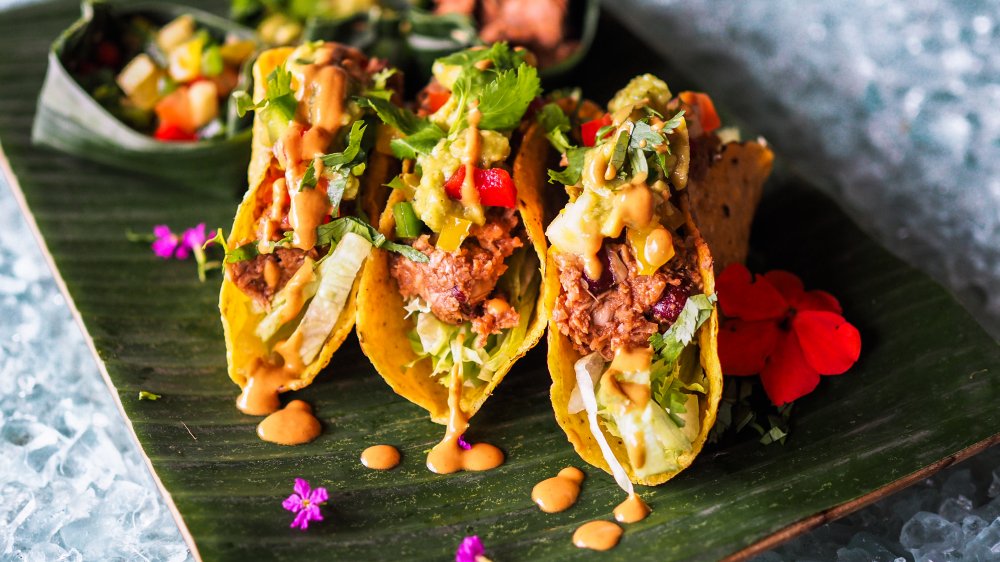 Vegan jackfruit tacos