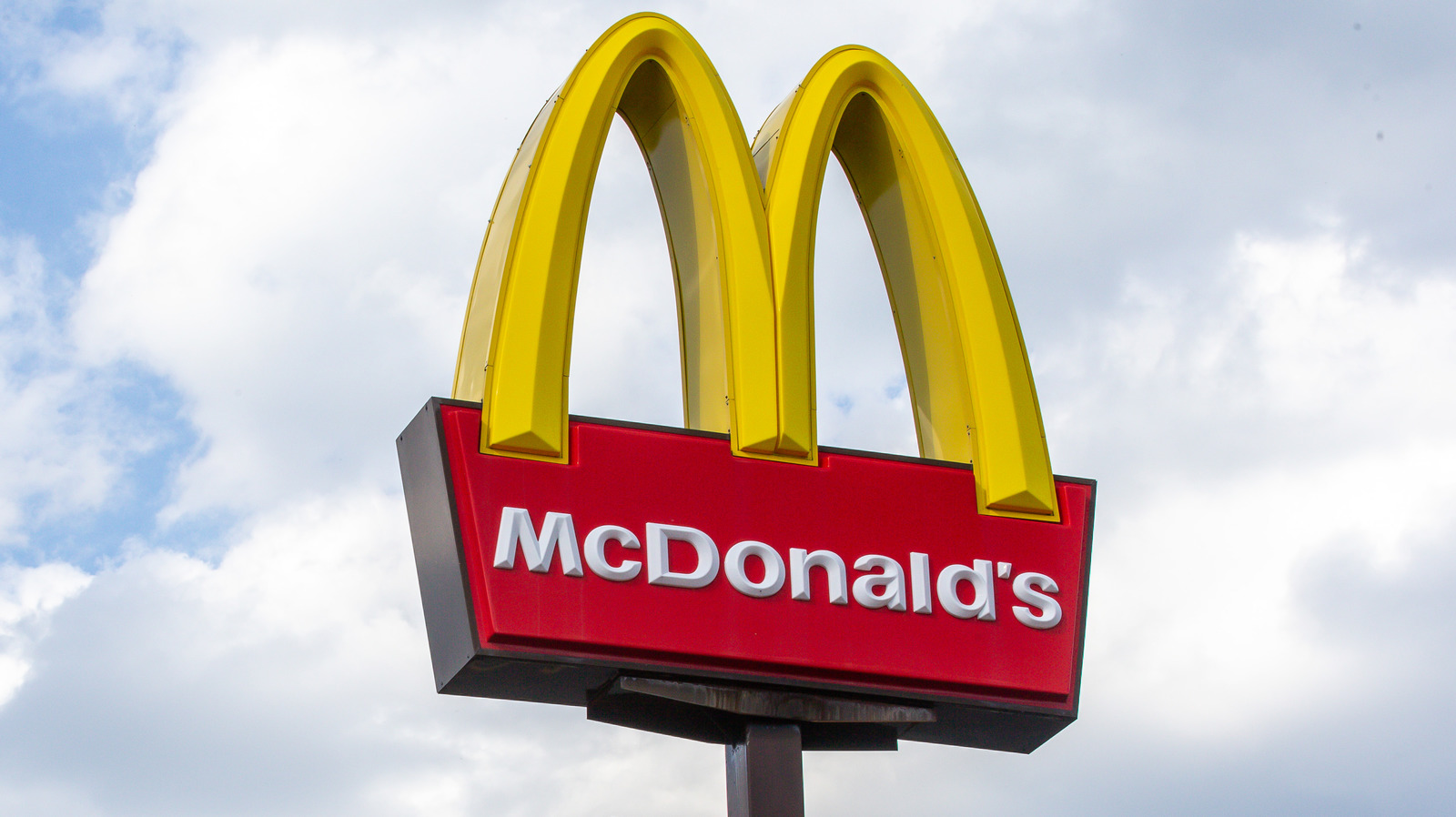 Here's Why The McDLT Was Canceled