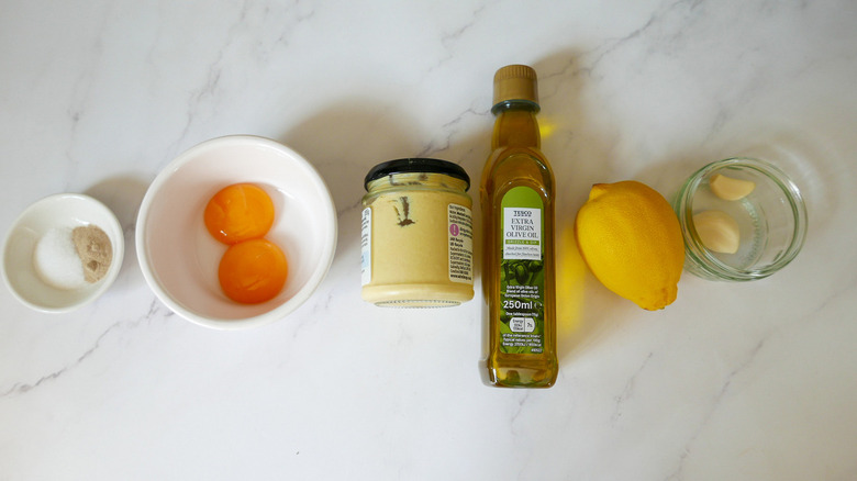 ingredients for homemade aioli