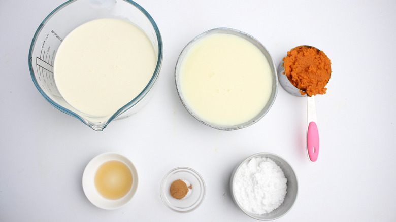 ingredients for pumpkin ice cream