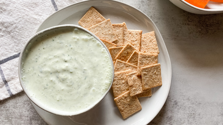 tzatziki in a bowl 