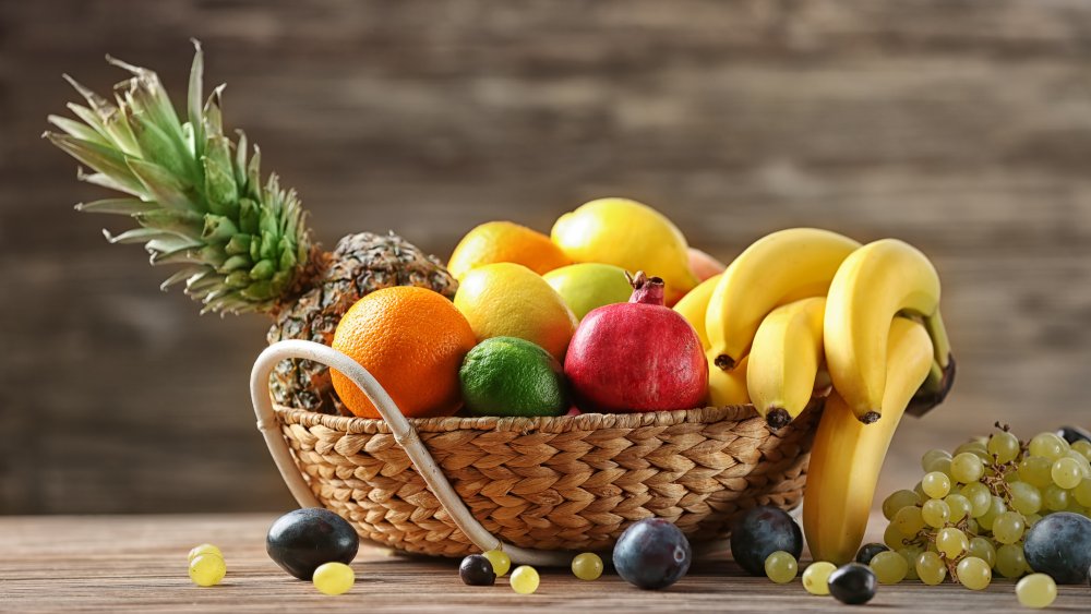 bowl of fresh fruit