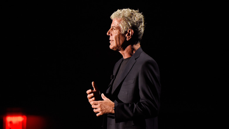 Anthony Bourdain Speaks On Stage