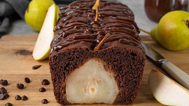 chocolate pear cake