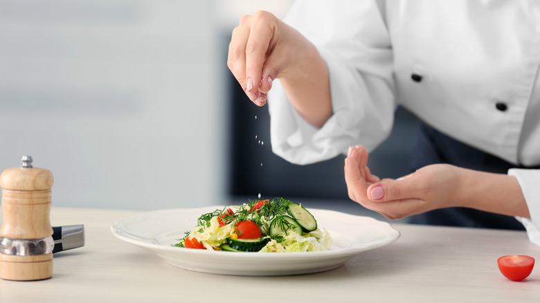 Salting a salad