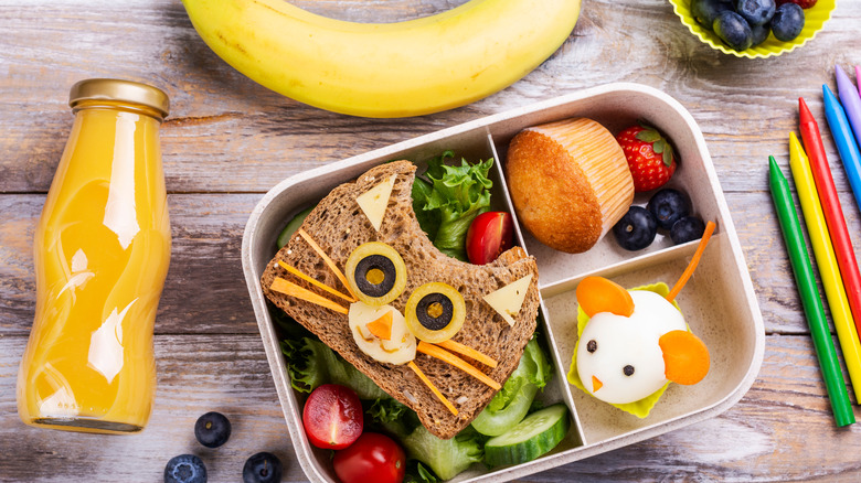 Child's lunch turned into edible art animals