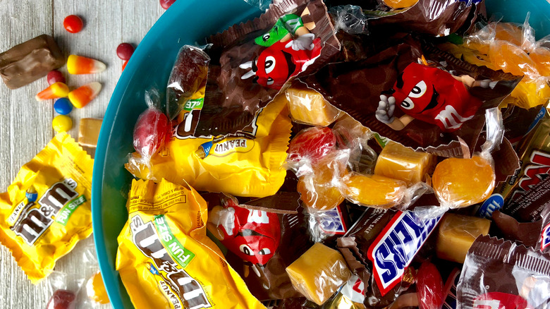 Halloween candy in bowl