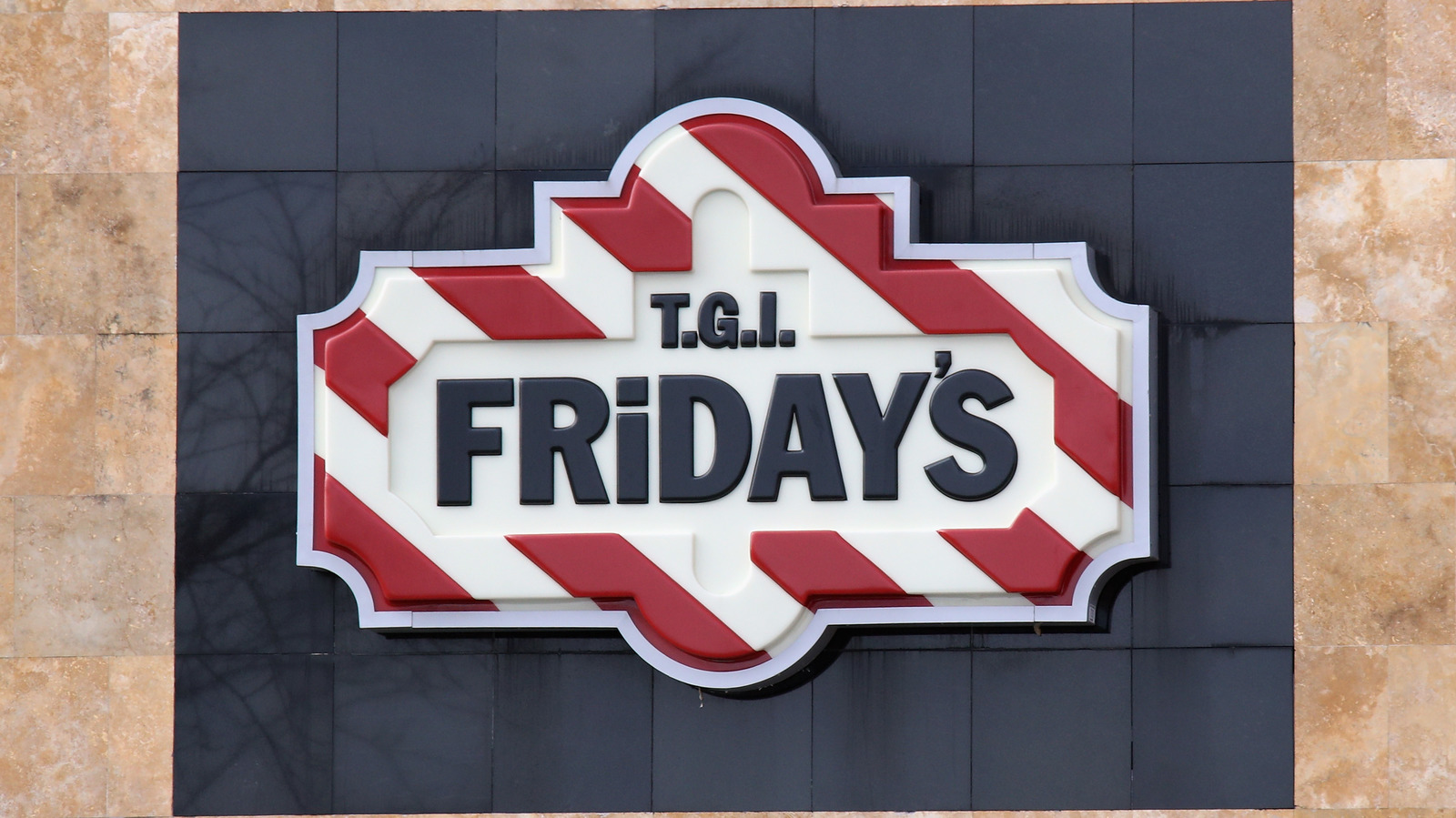 How Much Do TGI Fridays Employees Really Make?