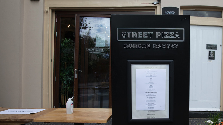 Gordon Ramsay's street pizza restaurant with takeout menu pandemic