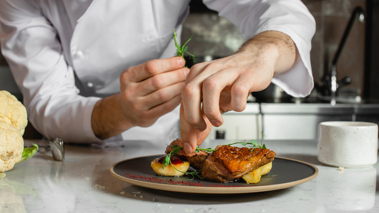 How Much Money Do Caterers Typically Make 