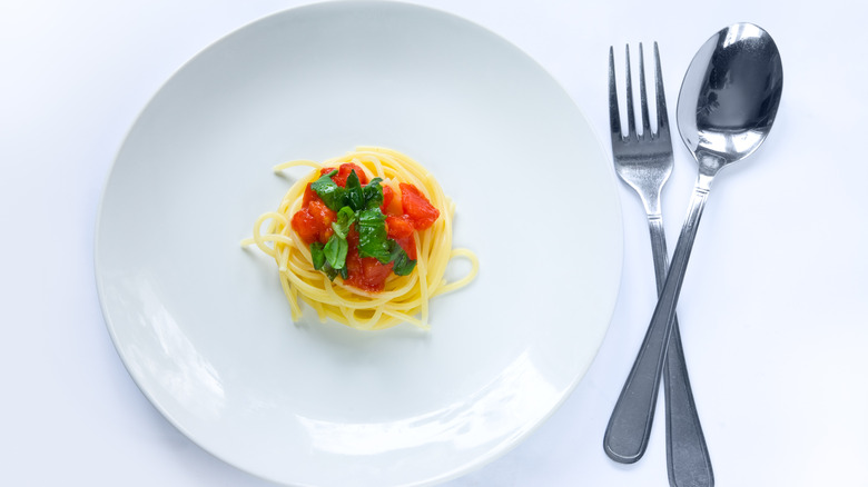 Small spaghetti portion on a plate