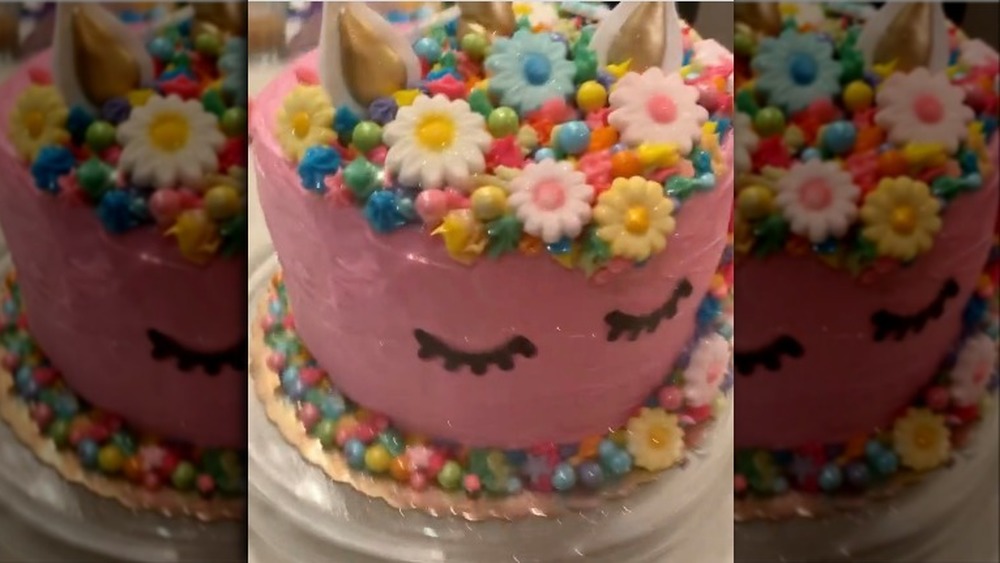 Blake Lively's Unicorn Cake 