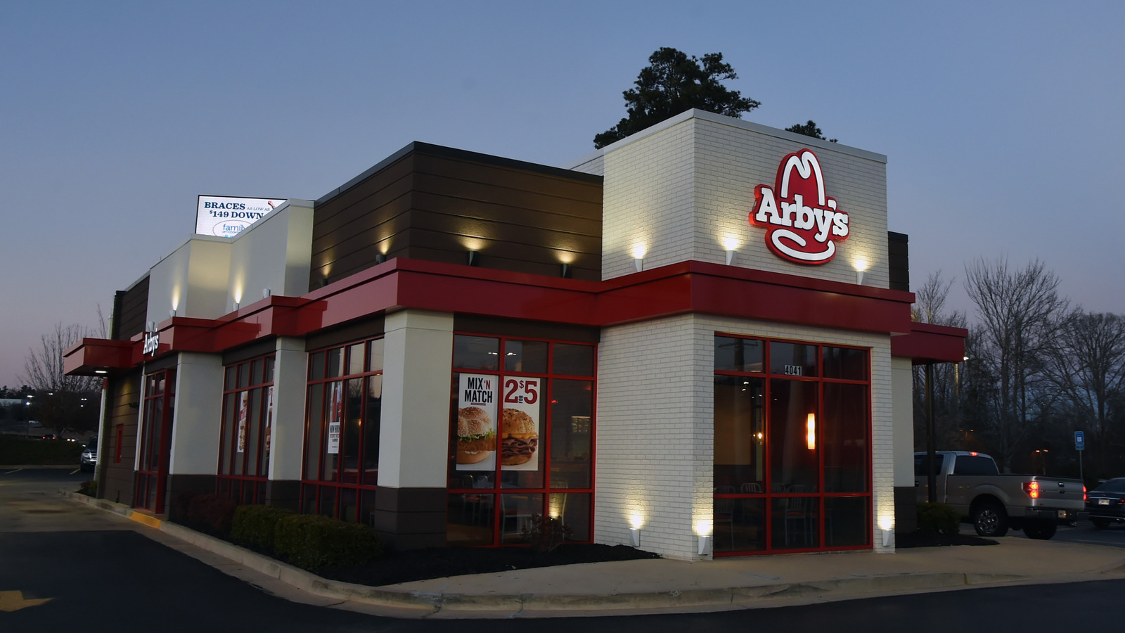 How Rich Is The Arby's CEO And What's The Average Pay Of Its Employees?