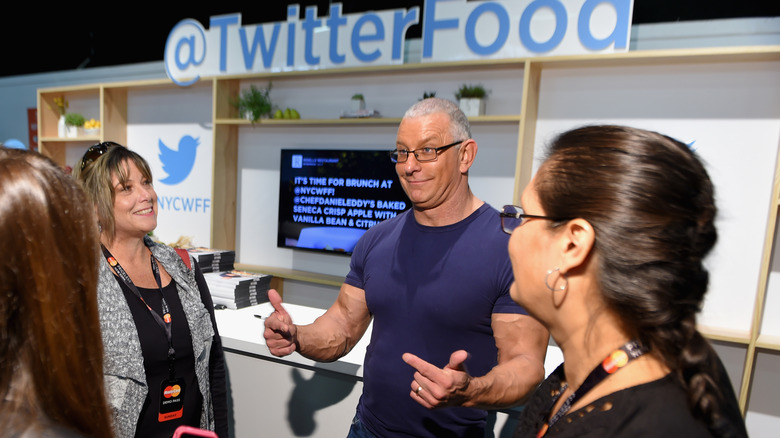 Robert Irvine at a Twitter event