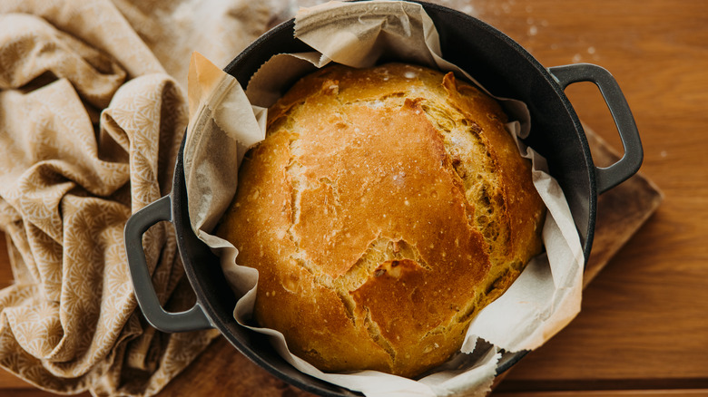 Loaf of bread in Dutch oven