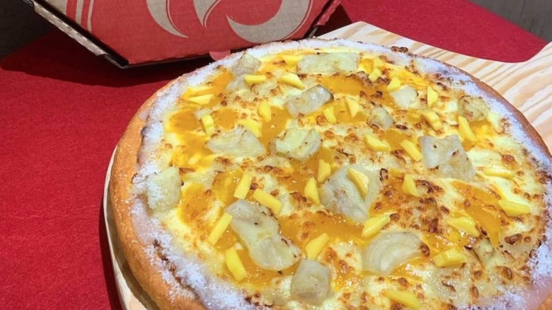 Durian and mango pizza
