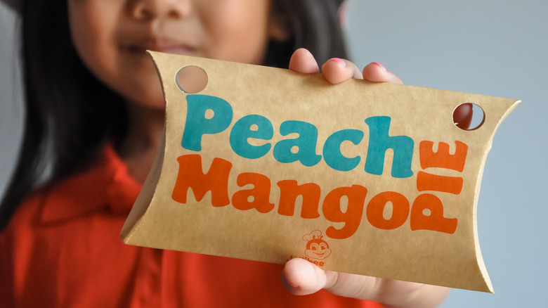 Jollibee Peach Mango pie 