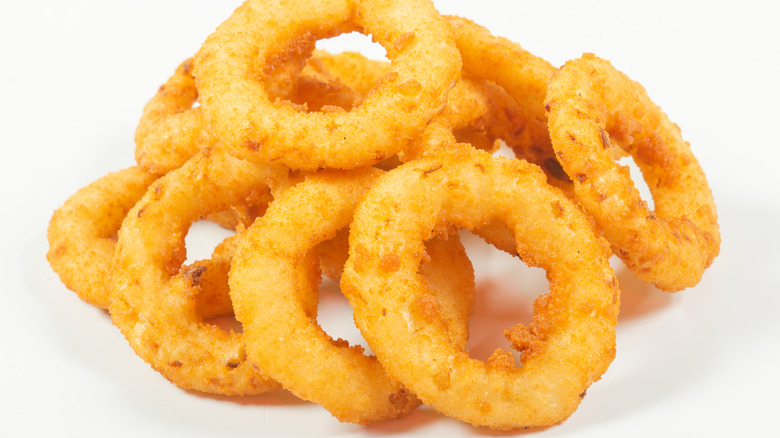 Pile of onion rings