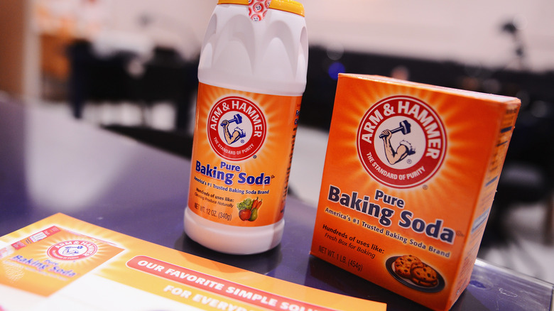 Baking sodas on counter